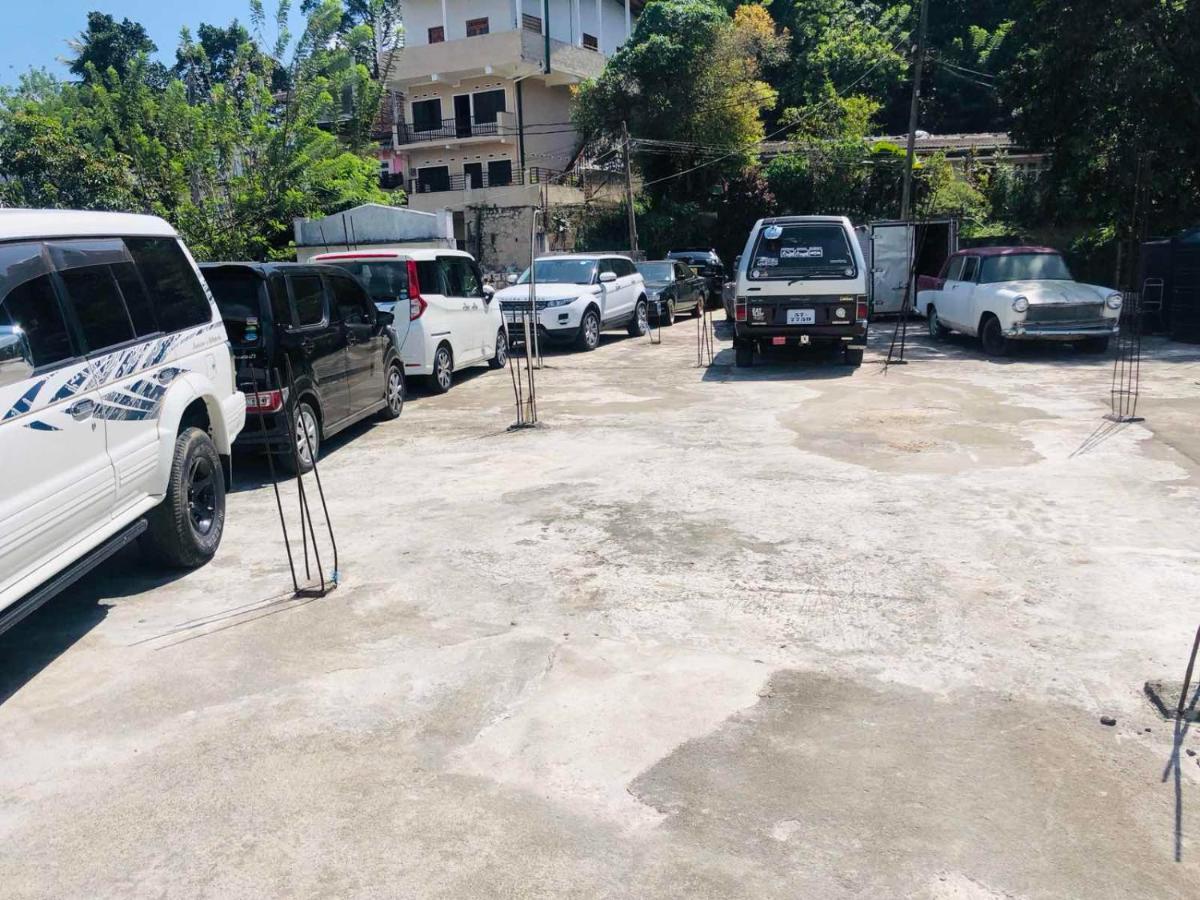 Suisse Villa كاندي المظهر الخارجي الصورة