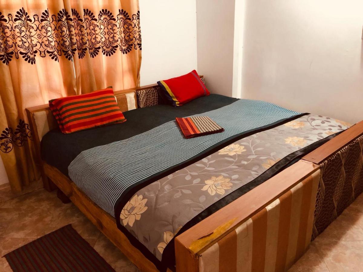 Suisse Villa كاندي المظهر الخارجي الصورة