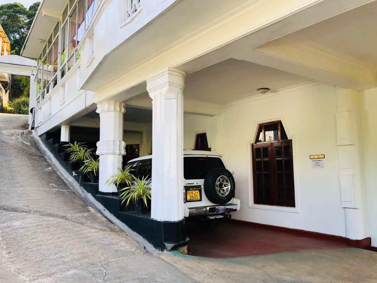 Suisse Villa كاندي المظهر الخارجي الصورة